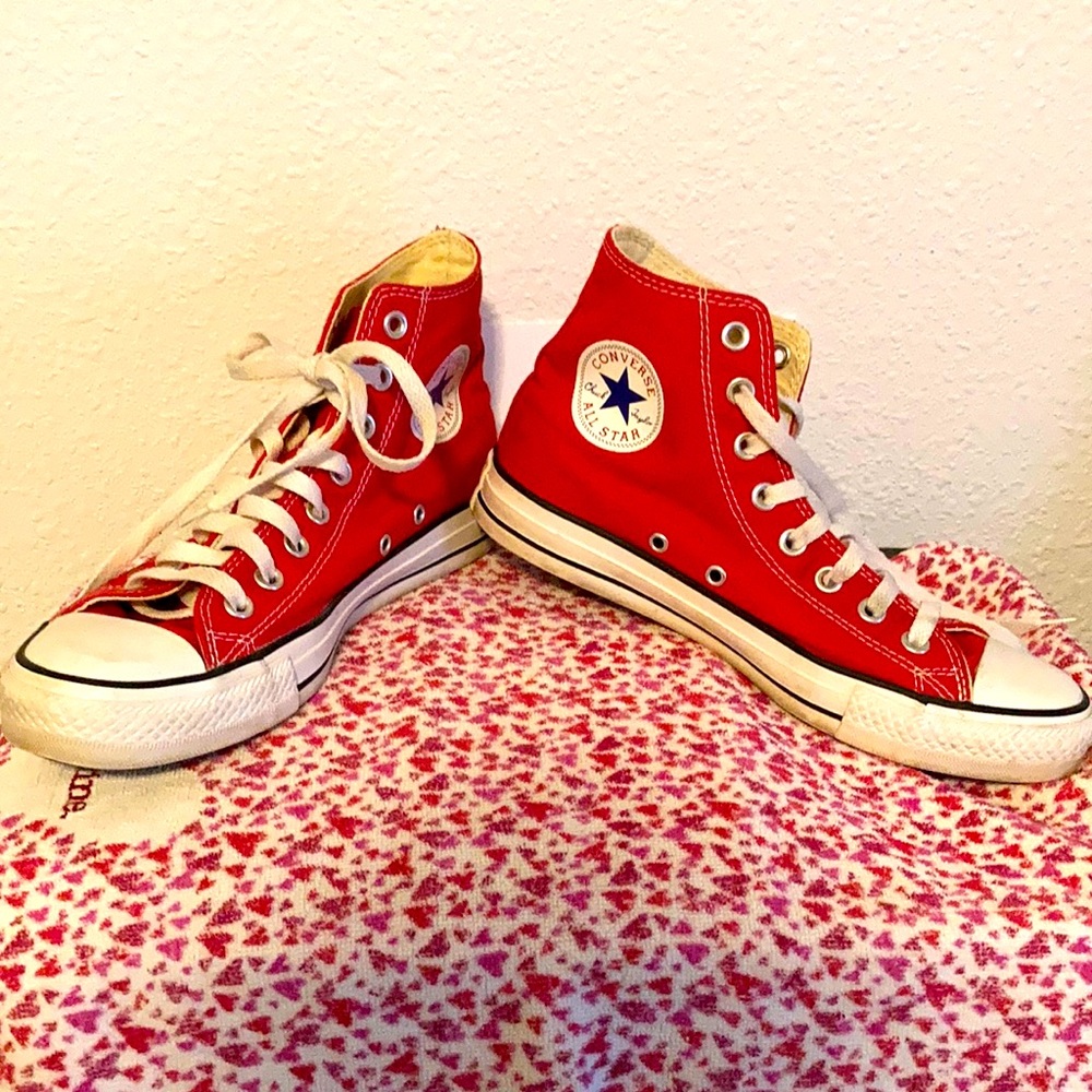 Red Converse Men’s High Tops- sz. 6 1/2